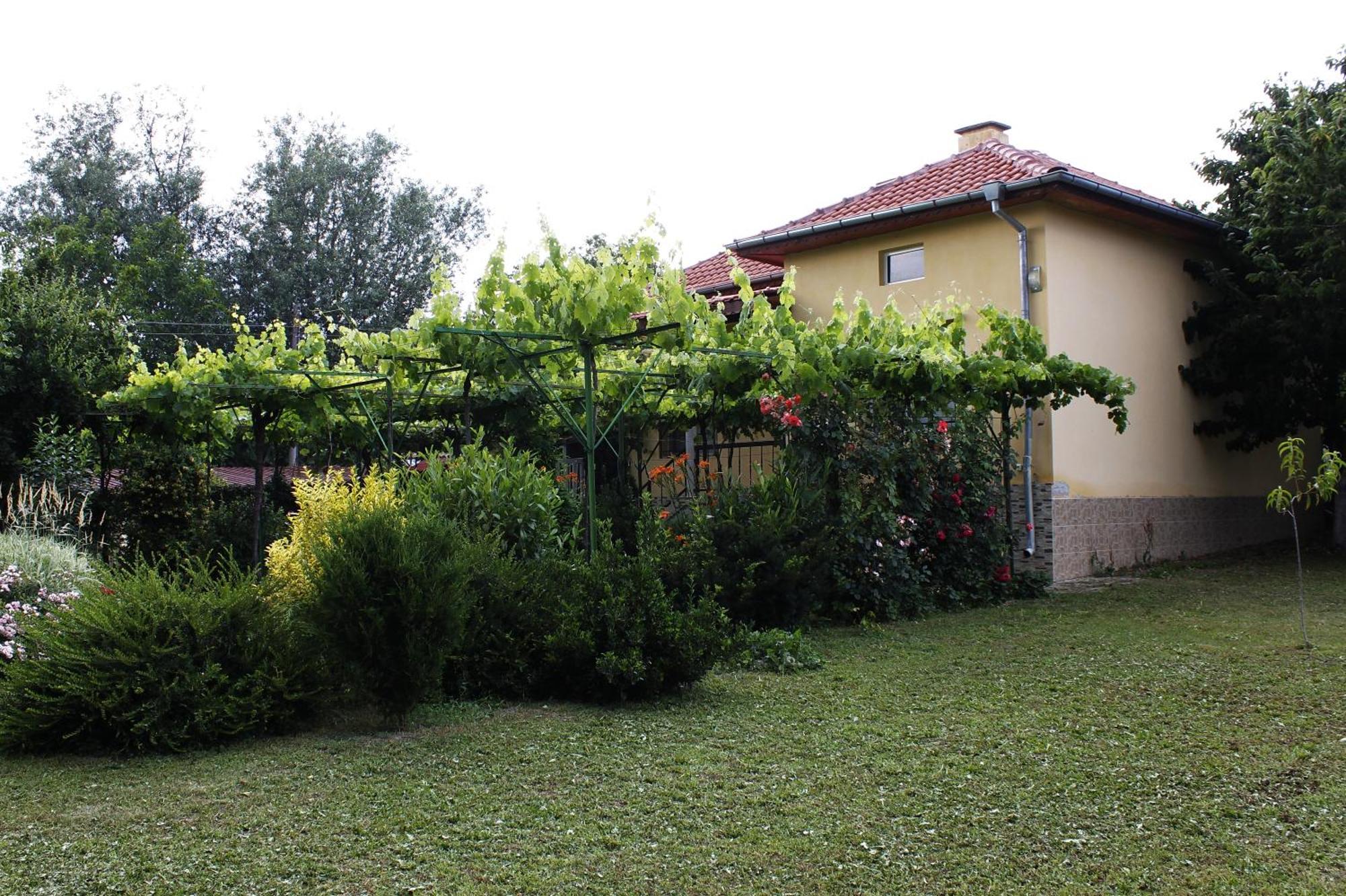 Guesthouse Planinsko Gnezdo Tuzha Bagian luar foto