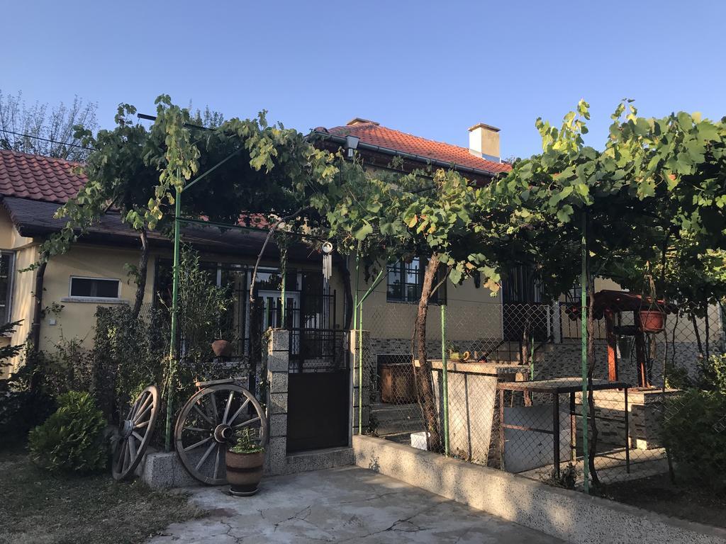 Guesthouse Planinsko Gnezdo Tuzha Bagian luar foto